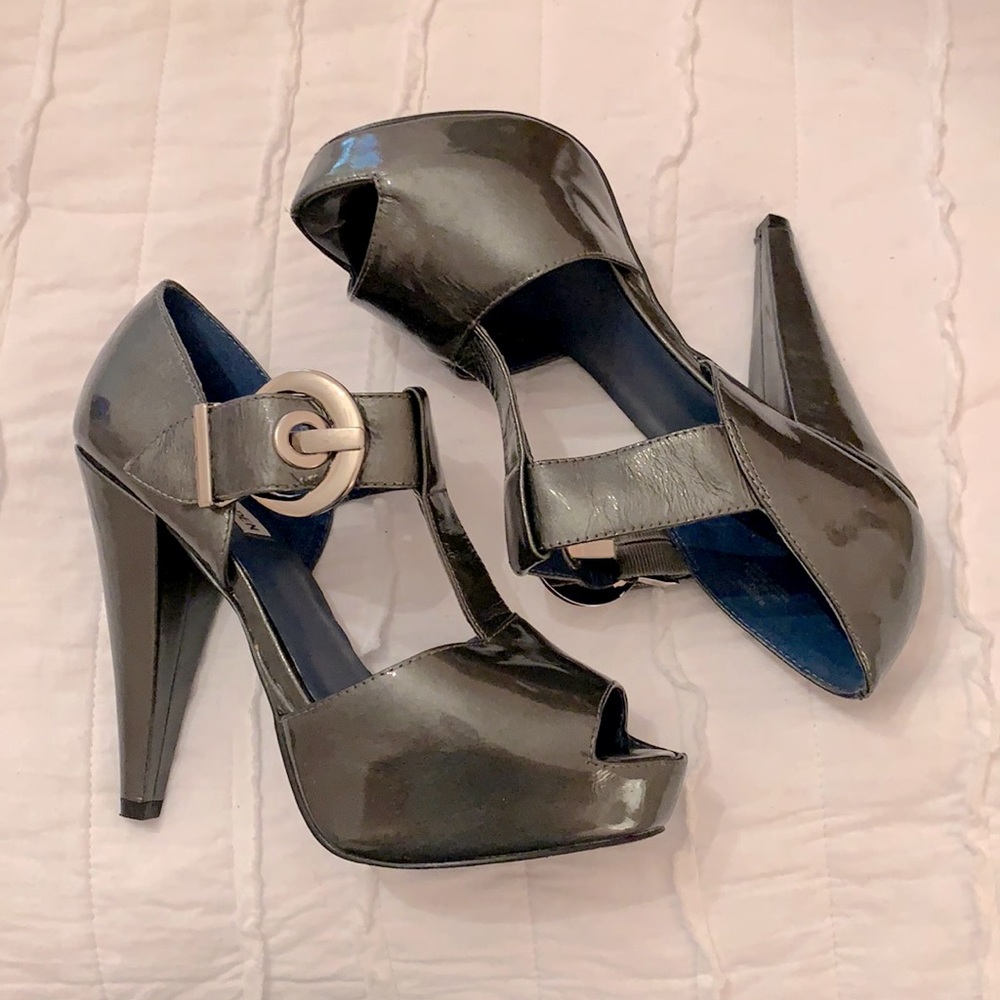 Ragerr Pewter Patent Heels
